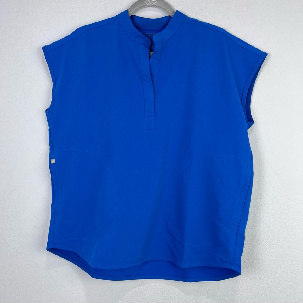 Rafaela Figs Top Royal Blue